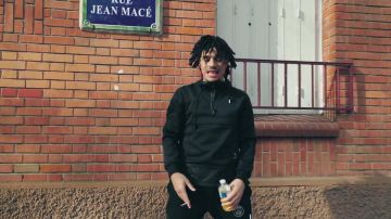 La chaqueta Puma negra que lleva Mister V en su vídeo de YouTube RAP VS REALITY 2