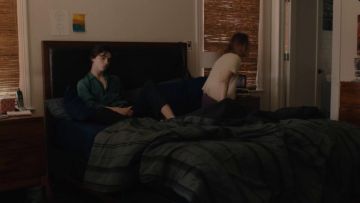 oxford shirt of Kyle Scheible (Timothée Chalamet) in Lady Bird