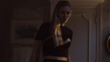 Vestido de noche de Prairie Johnson (Brit Marling) en The OA (S02E07)