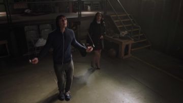 Zapatillas usadas por Archie Andrews (K.J. Apa) en Riverdale (S03E20)
