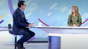 La chemise kaki de Julia Livage dans Télématin du 03.05.19