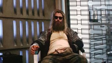 Wool Cardigan worn by Thor (Chris Hemsworth) in Avengers: Endgame