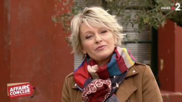 Le foulard de Sophie Davant dans Affaire Conclue du 9 mai 2019