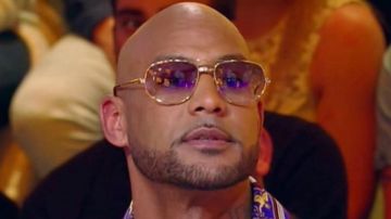 Les lunettes portées par Booba dans Touche pas à mon poste