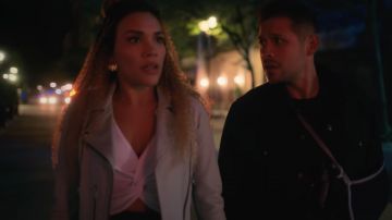 Earrings worn by Allison Hargreeves (Emmy Raver-Lampman) as seen in The Umbrella Academy S01E07