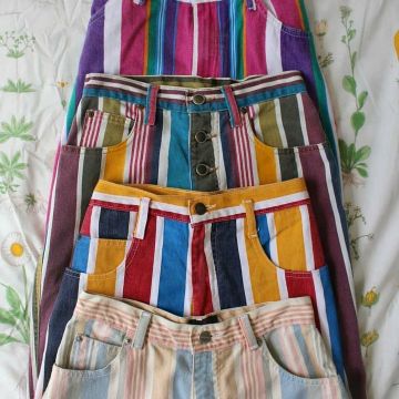 Pantalones vaqueros vintage con rayas como se ve en la cuenta de Instagram @Theboifromslovenia