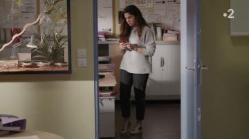 Les chaussures portées par Lucille (Naima Rodric) dans Un si grand soleil (S01E191)