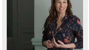 The dress worn by Rose Latour (Vanessa Demouy) in Tomorrow belongs to us