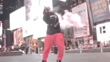 Jogging porté par Trippie Redd comme on le voit dans son Owee de la musique de la vidéo de l'exploit. 6ix9ine, Unotheactivist