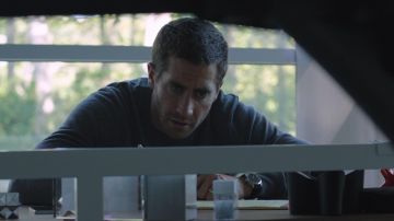 Watch worn by Davis (Jake Gyllenhaal) as seen in Demolition