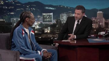Bleu Survêtement porté par Snoop Dogg sur Jimmy Kimmel Live le 13 juin 2019