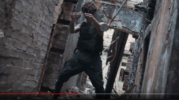 Cargo Pants worn by Scarlxrd as seen in his BANDS music video