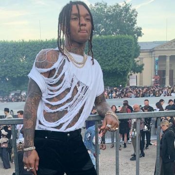 The torn t-shirt of Swae Lee on his account Instagram @swaelee