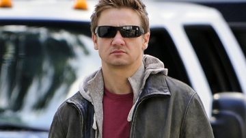 Chaqueta usada por Clint Barton / Hawkeye (Jeremy Renner) como se ve en Los Vengadores