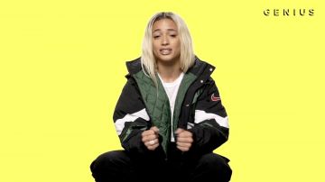 Chaqueta Nike usada por DaniLeigh en su letra oficial de "No Limits" y significado por Verified