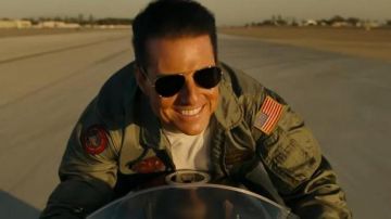 Les lunettes de soleil portées par Maverick (Tom Cruise dans Top Gun: Maverick
