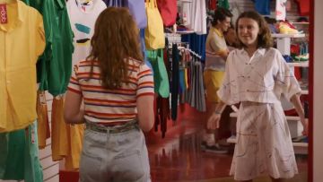 White outfit worn by Eleven / 11 (Millie Bobby Brown) in Stranger Things (S03E01)
