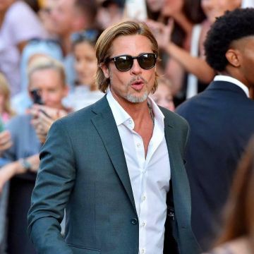 Gris vestes porté par Brad Pitt à la était une fois à Hollywood, à Los Angeles Premiere 23 juillet 2019
