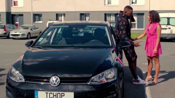 The tracksuit top worn by KeBlack in her video clip Chop
