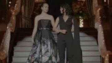 Suit worn by Penelope Park (Lulu Antariksa) in Legacies (S01E14)