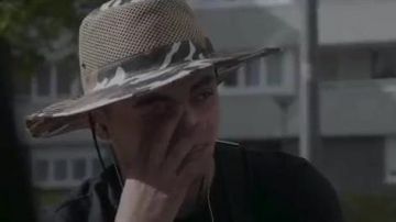 Le chapeau porté par RK dans son clip Tierquar