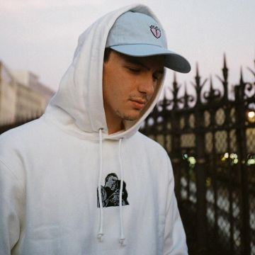 The hoody Small Cookie on his account Instagram @petitbiscuit