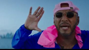 Les lunettes de soleil dorées portées par Swizz Beatz dans le clip Rick Ross - BIG TYME ft. Swizz Beatz