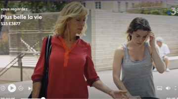 Blusa de Céline Frémont (Rebecca Hampton) en Plus belle la vie (S14)