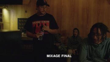 Le t-shirt Rage Against The Machine porté par Nekfeu dans Les étoiles vagabondes