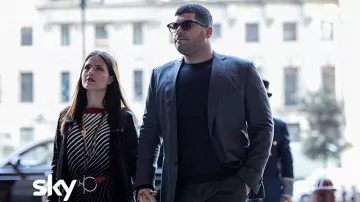 Gafas de sol usadas por Gennaro Savastano (Salvatore Esposito) como se ve en los trajes de la serie de televisión Gomorra (Temporada 4 Episodio 4)