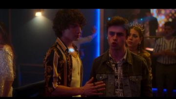 Shirt by Valerio season 2 episode 1 carried by Valerio in Elite (S02E01)