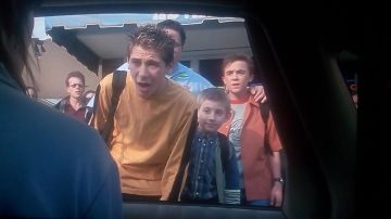 The t-shirt long sleeve yellow stripe and black on the sleeve worn by Reese (Justin Berfield) in the series Malcolm