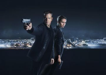 Le manteau porté par Matt Damon sur une photo promotionnelle de Jason Bourne 2016