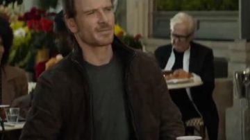 The jacket, with brown suede worn by Erik Lensherr (Michael Fassbender) in the film X-Men : Dark Phoenix