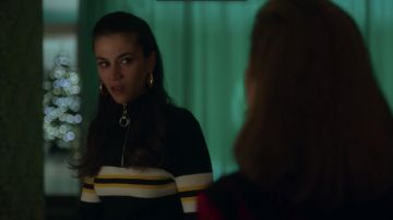 The striped sweater worn by Rebeca (Claudia Salas) in Elite (S02E08)