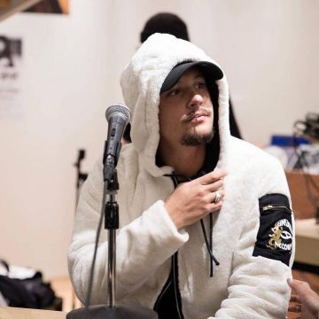 Jacket Agnes B x Seine Zoo Records carried by nekfeu on the account Instagram of @nekfeu_neklefeu