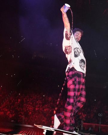 Plaid pants worn by Post Malone on his Instagram account @postmalone