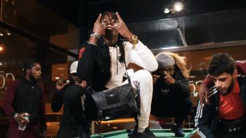 La veste portée par koba LaD dans son clip ORgueilleux
