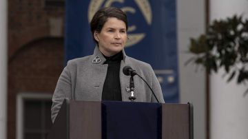 Circles pin worn by Julia Ormond as seen in The Walking Dead: World Beyond (Season 1)