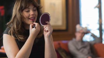La robe noire midi de Tamara (Héloïse Martin) dans Tamara Vol.2