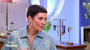 La chemise bleue de Cristina Córdula dans Les reines du shopping