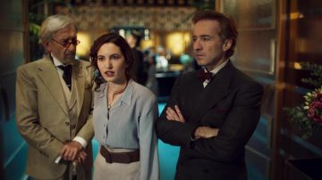 Light blue blouse worn by Eva Villanueva (Ivana Baquero) as seen in High Seas (S01E02)