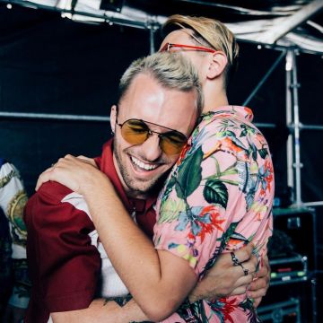 Les bagues portées par Squeezie sur son compte Instagram @xsqueezie