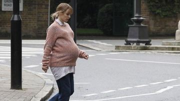 Sweater from the abbey road scene worn by Mary Lake (Rachel McAdams) in About Time