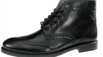 Boots of James Glaisher (Eddie Redmayne) in The Aeronauts