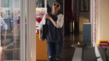 Sudadera de béisbol de Kirsten (Lucy Liu) / estilo superior en Little Shots