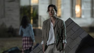 Olive green jacket worn by Eva Geller (Michelle Monaghan) as seen in Messiah Season 1