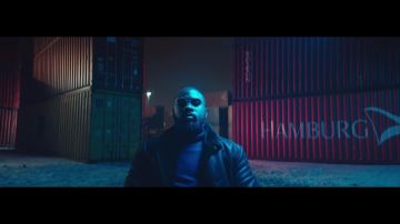 La chaqueta de Damso en su videoclip Mosaïque solitaire