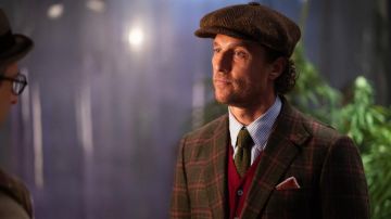 Plaid Jacket porté par Mickey Pearson (Matthew McConaughey) comme on le voit dans L'Messieurs