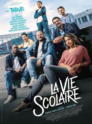 Le pull rose de Samia Zibra (Zita Hanrot) sur l'affiche du film La Vie scolaire